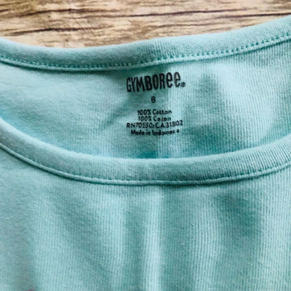 Gymboree long sleeve t! Size 6